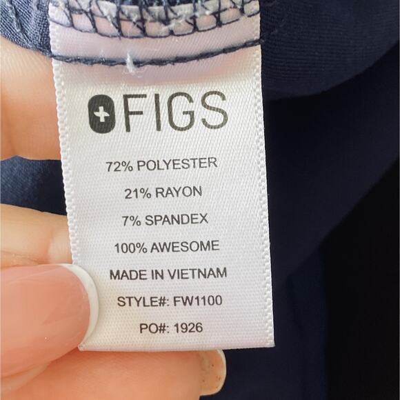 Figs Scrub Top Womens Large Technical Collection FW1100 Casma Three-Pocket Navy - Picture 4 of 6